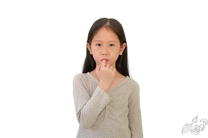 ترک عادت مکیدن انگشت در کودکان مکیدن انگشت